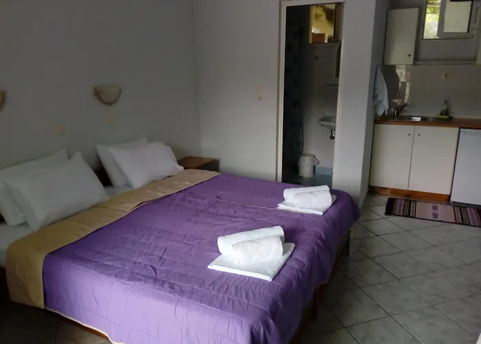 Yanna * Skala Potamia